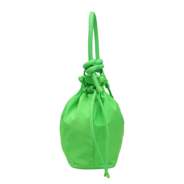 Bolsa Bucket Nylon Cordão - Image 10