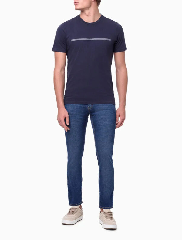 CAMISETA MASCULINA DE ALGODÃO BÁSICA ESTAMPA LOGO PALITO CALVIN KLEIN JEANS AZUL MARINHO - Image 2