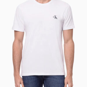 CAMISETA MASCULINA BÁSICA ESTAMPA LOGO REISSUE NO PEITO CALVIN KLEIN JEANS BRANCO