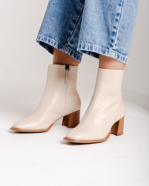 Bota Bianca Bicolor - Off-white e Bege - Image 4