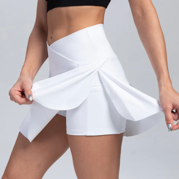 Short Saia Fitness Com Bolso - Image 3